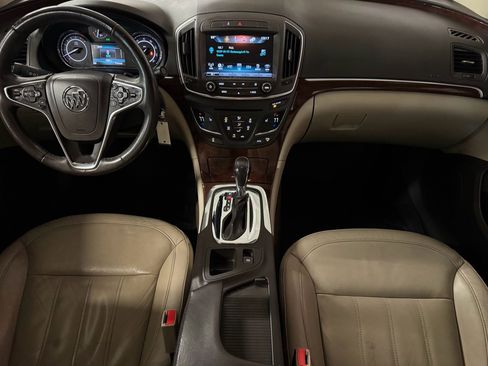 Used 2017 Buick Regal Sport Touring image 22