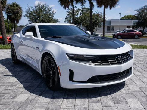 Used 2021 Chevrolet Camaro LT w/ Technology Package RWD image 1
