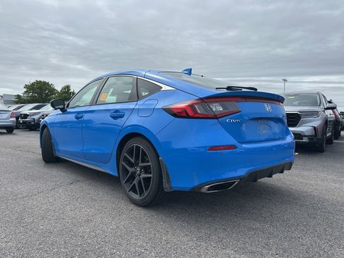 Used 2022 Honda Civic Sport Touring image 8
