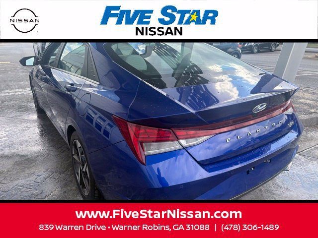 Used 2023 Hyundai Elantra Limited FWD image 13