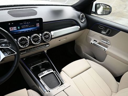 Certified 2025 Mercedes-Benz GLB 250 GLB 250 image 14