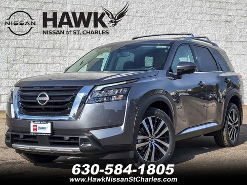 New 2025 Nissan Pathfinder Platinum image 1