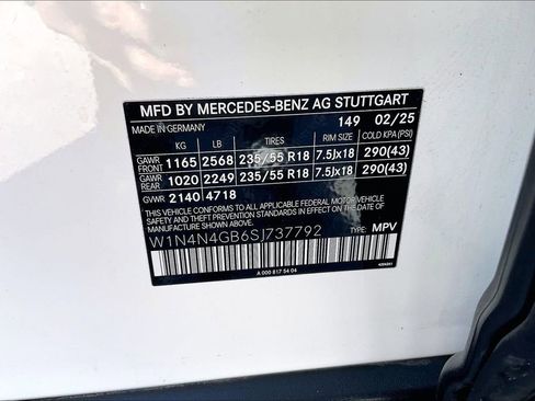 Used 2025 Mercedes-Benz GLA 250 image 44