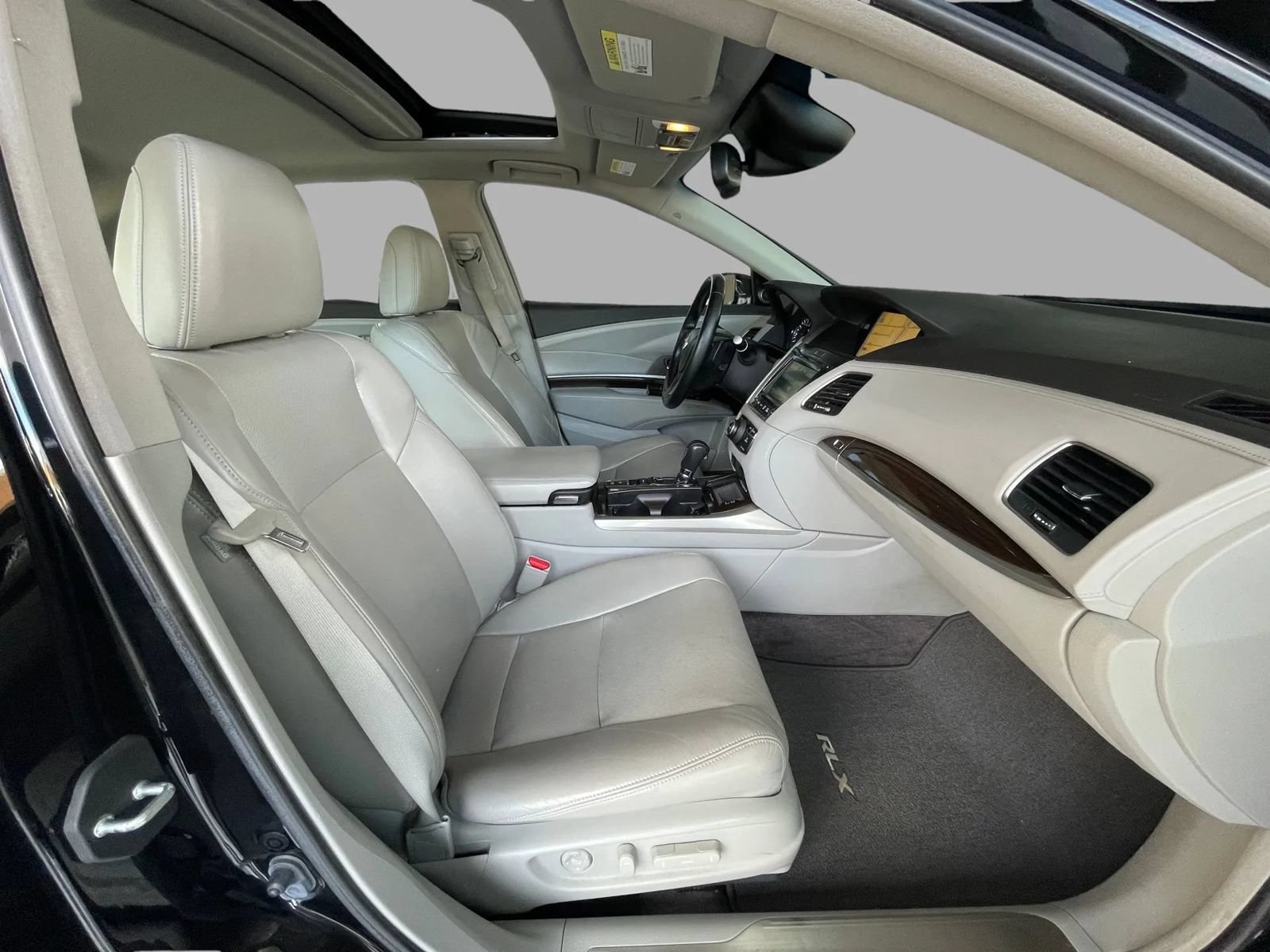 Used 2015 Acura RLX w/ Technology Package FWD image 22