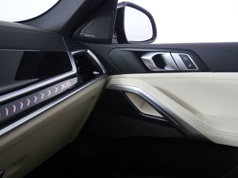 Used 2026 BMW X6 xDrive40i image 29