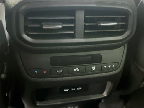 Used 2024 Honda Pilot EX-L image 27