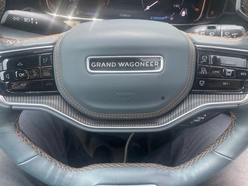 Used 2023 Jeep Grand Wagoneer L Series III w/ Rear Seat Video Group 1 AWD/4WD image 13