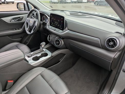Used 2024 Chevrolet Blazer LT image 37