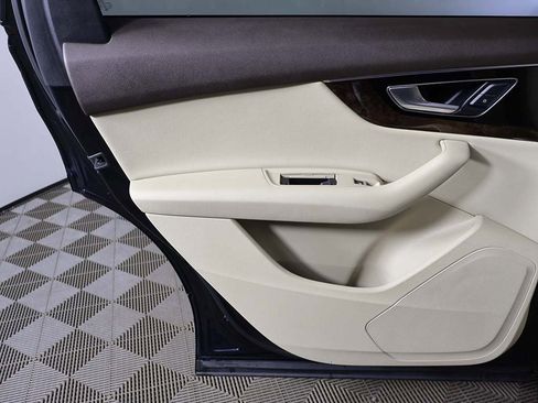 Used 2017 Audi Q7 3.0T Premium Plus w/ Premium Plus Package image 26