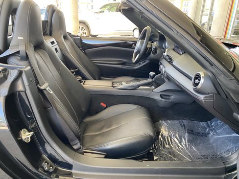 Certified 2024 MAZDA MX-5 Miata Grand Touring w/ Weather Package RWD image 36