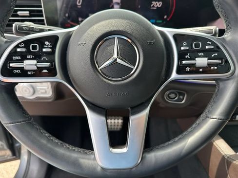 Used 2023 Mercedes-Benz GLS 450 4MATIC image 41
