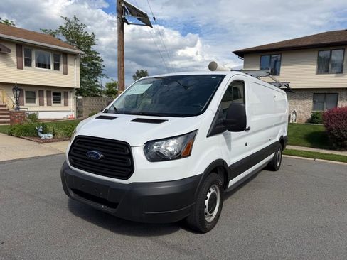 Used 2019 Ford Transit 150 148 Low Roof RWD image 1