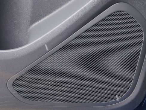 Used 2019 Chevrolet Bolt LT image 34