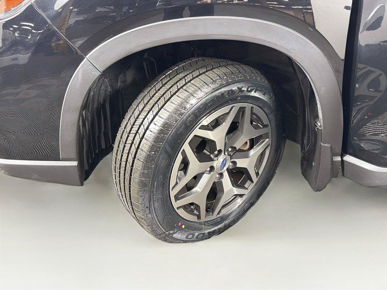 Used 2020 Subaru Forester Premium AWD/4WD image 37