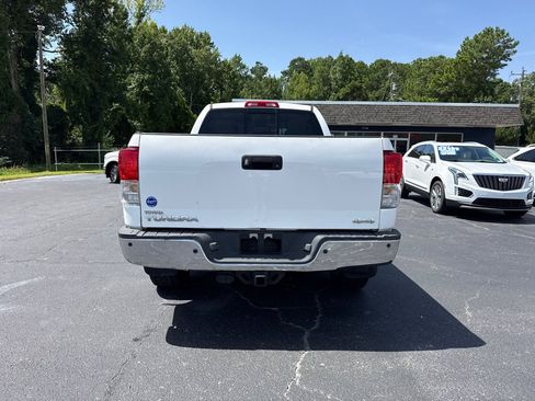 Used 2011 Toyota Tundra Limited w/ Memory Pkg AWD/4WD image 4