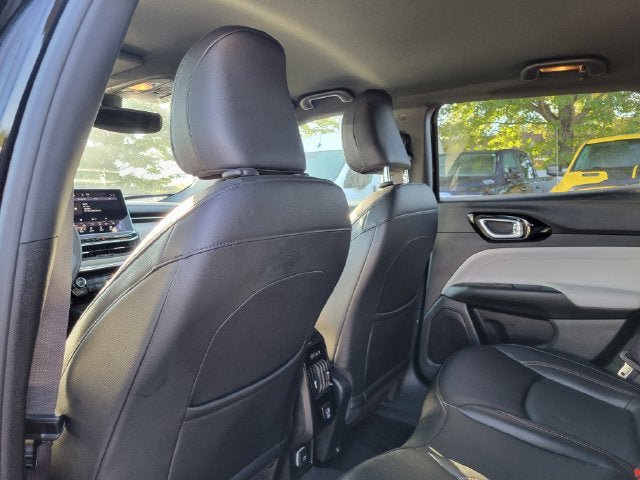 Certified 2023 Jeep Compass Limited AWD/4WD image 23