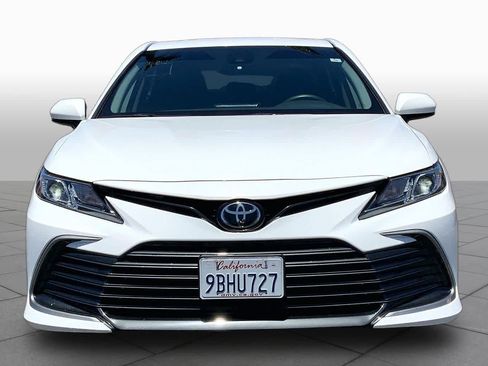Used 2022 Toyota Camry LE w/ Carpet Mat Package (TMS) FWD image 3