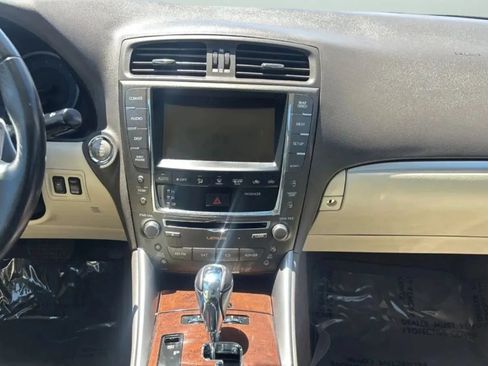 Used 2011 Lexus IS 250 w/ Premium Pkg Value Edition RWD image 22