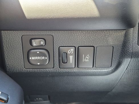 Used 2017 Toyota RAV4 XLE w/ All Weather Liner Package FWD image 18