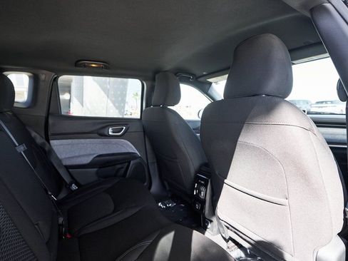 Used 2023 Jeep Compass Sport image 24