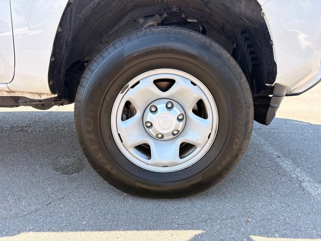 Used 2022 Toyota Tacoma SR RWD image 31