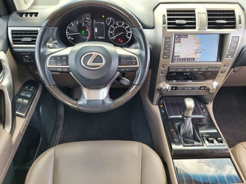 Used 2020 Lexus GX 460 Premium image 16
