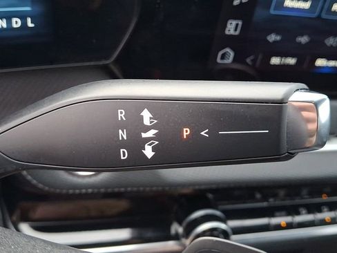 Used 2026 Chevrolet Equinox LT FWD image 14