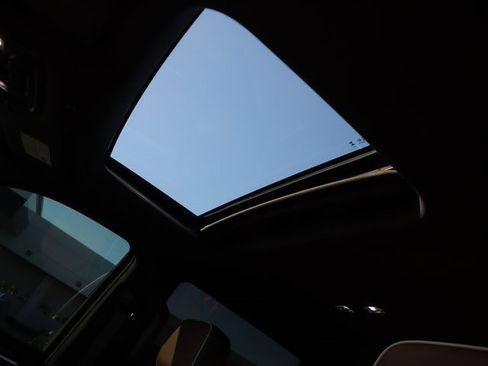 Used 2025 GMC Sierra 2500 Denali Ultimate image 19