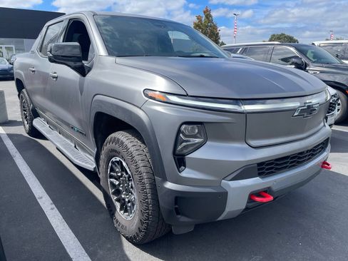 Used 2026 Chevrolet Silverado EV Trail Boss AWD/4WD image 1