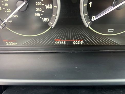 Used 2018 BMW X5 xDrive40e image 11