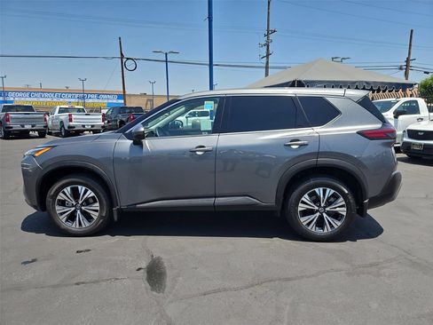 Used 2021 Nissan Rogue SV FWD image 32