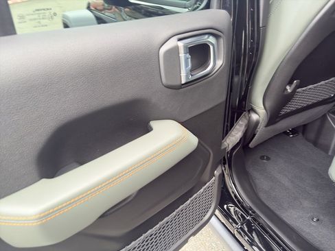 New 2026 Jeep Gladiator Mojave image 16