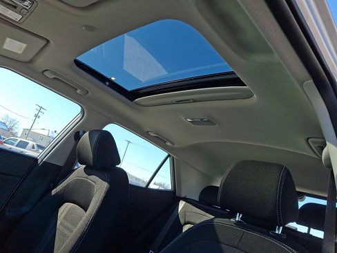 New 2026 Hyundai Venue SEL image 15