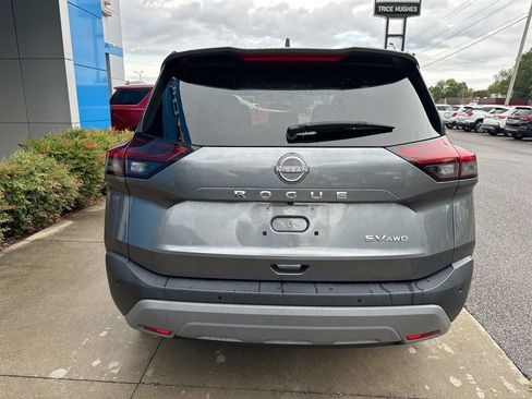 Used 2023 Nissan Rogue SV image 8