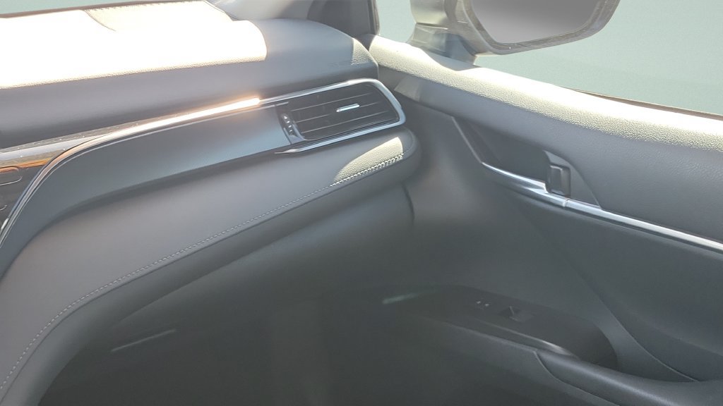Used 2024 Toyota Camry LE w/ Convenience Package FWD image 12