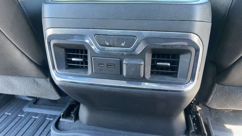 Used 2021 GMC Sierra 1500 SLT w/ SLT Premium Plus Package AWD/4WD image 29