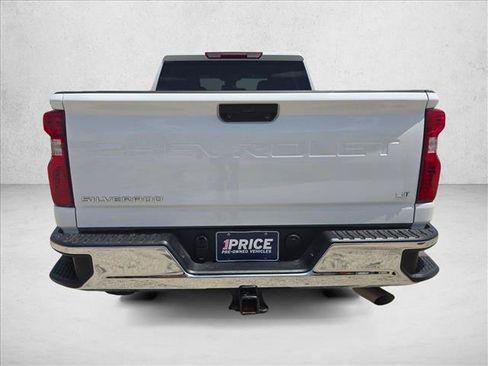 Used 2026 Chevrolet Silverado 2500 LT AWD/4WD image 7