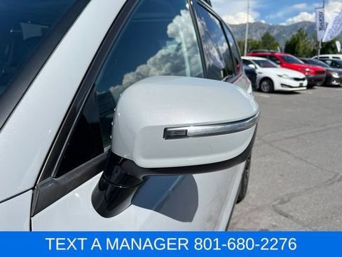 Used 2022 Kia Telluride SX w/ SX Prestige Package AWD/4WD image 12