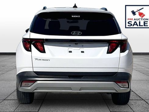 Used 2025 Hyundai Tucson SEL FWD image 4