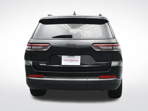 Used 2023 Jeep Grand Cherokee L Laredo AWD/4WD image 6