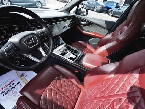 Used 2020 Audi SQ7 Prestige image 16