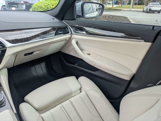 Used 2017 BMW 530i RWD image 16