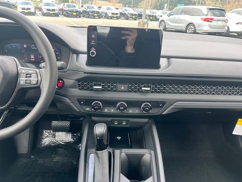 New 2026 Honda Accord SE image 23