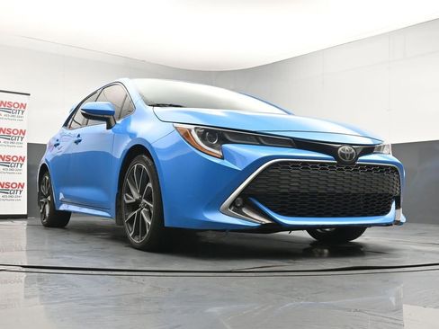Used 2019 Toyota Corolla XSE FWD image 18