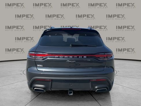 Used 2023 Porsche Macan Turbo image 4