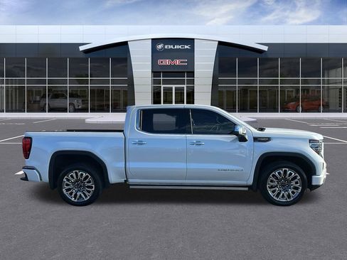 Used 2025 GMC Sierra 1500 Denali Ultimate AWD/4WD image 7
