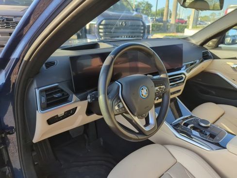 Used 2023 BMW 330e w/ Premium Package image 10