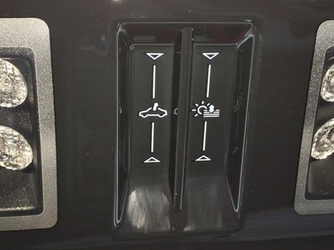 New 2026 Volkswagen Tiguan SE image 23