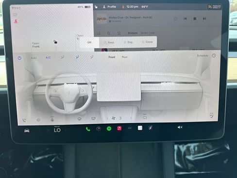 Used 2023 Tesla Model 3 Standard Range image 19