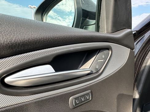 Used 2024 Alfa Romeo Stelvio Ti image 12